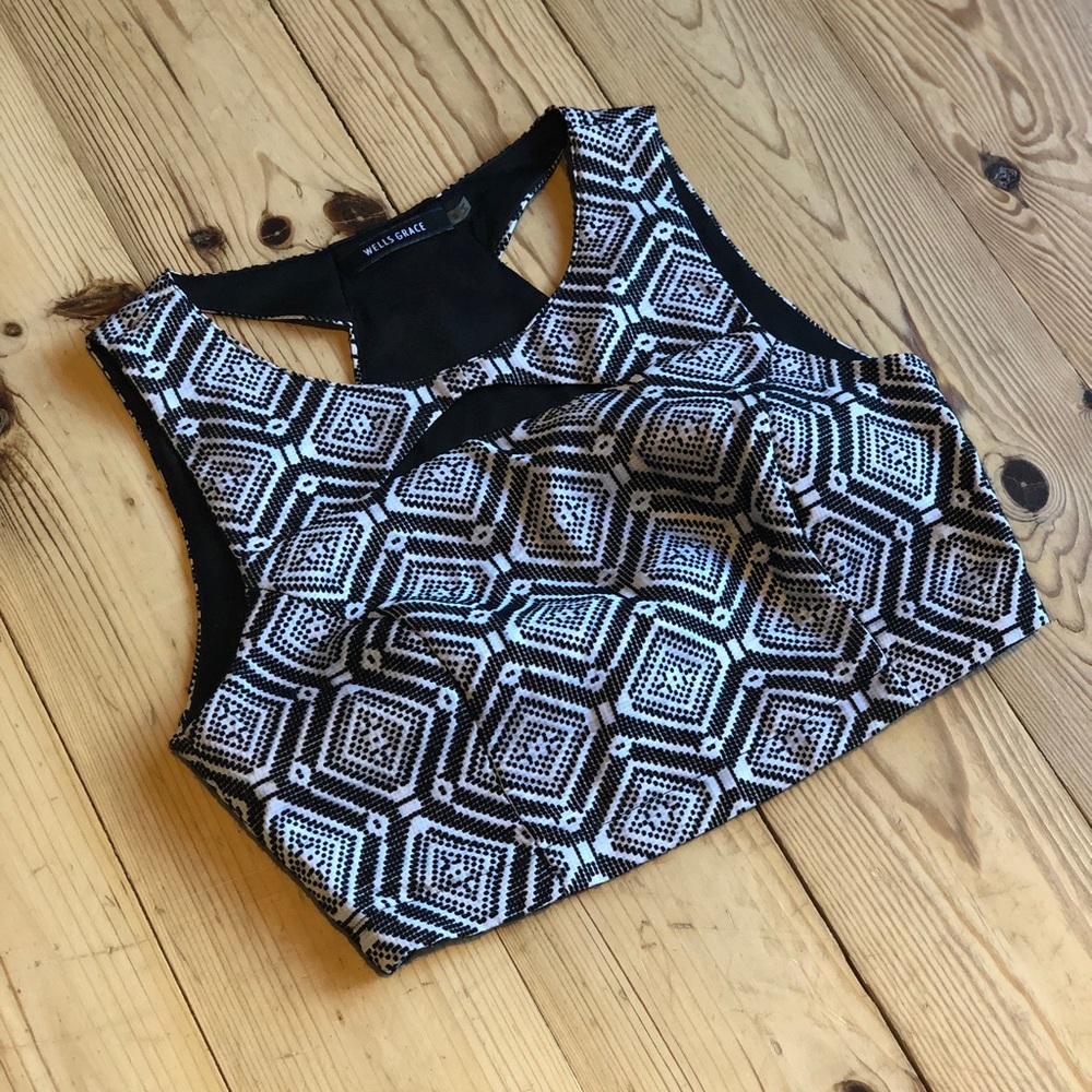 Crop top👠